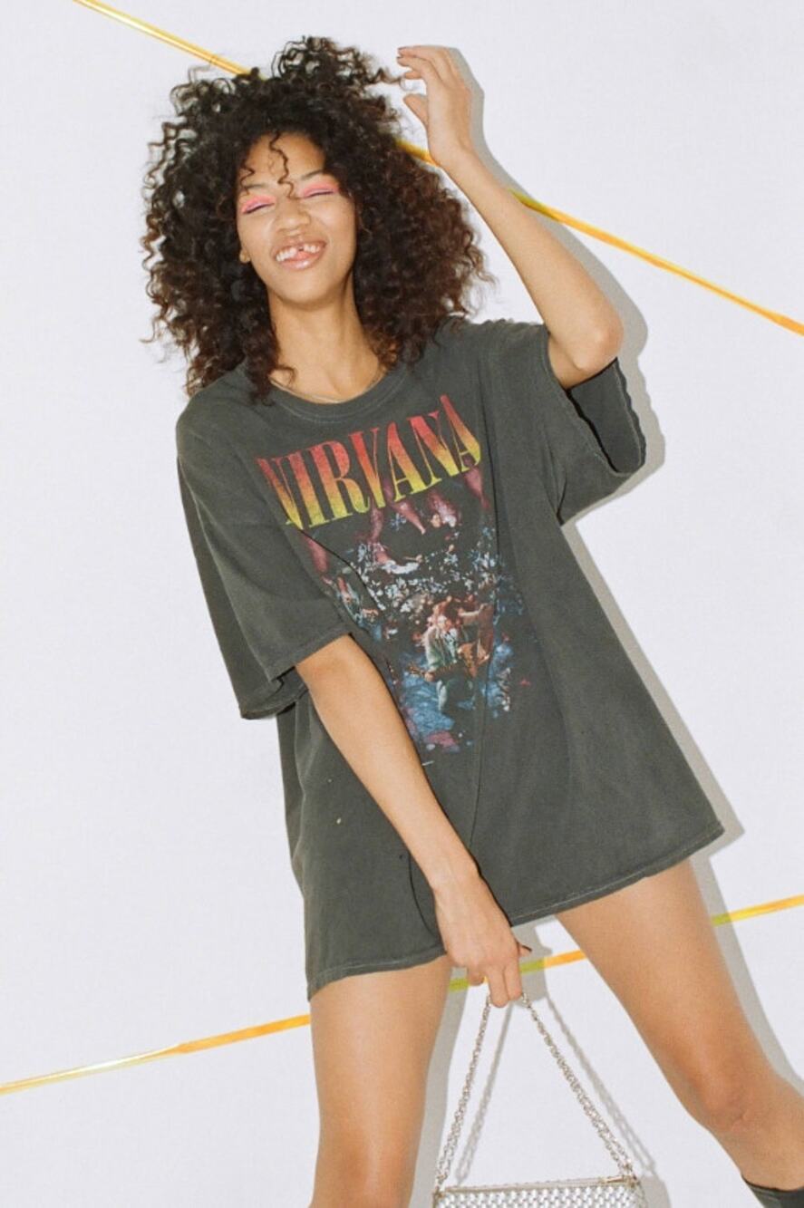 Nirvana MTV Unplugged T-Shirt Womens Size OS Grey Distressed Urban Outfitters